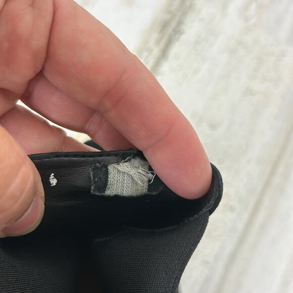 Stuart Weitzman Henley Chelsea womens 9B Black Suede Ankle Boots - Picture 10 of 11